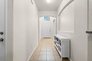 404 Millbrook Ln, Fort Worth, TX 76036 - Photo 5