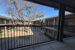 1421 S 12th St, Waco, TX 76706 - Photo 17