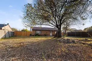 6805 Newcastle Pl, North Richland Hills, TX 76182 - Photo 29