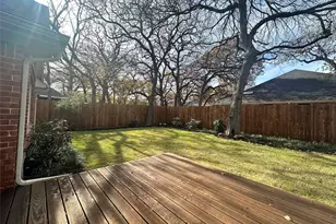 7302 Heritage Oaks Ct, Arlington, TX 76001 - Photo 27