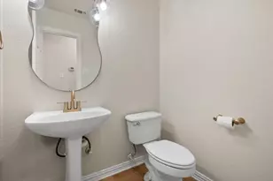 7302 Heritage Oaks Ct, Arlington, TX 76001 - Photo 23