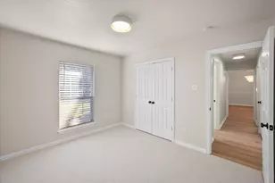 7302 Heritage Oaks Ct, Arlington, TX 76001 - Photo 21