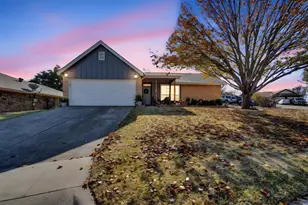 2605 Shasta Ct, Fort Worth, TX 76133 - Photo 25