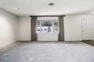 115 N Wisteria St, Mansfield, TX 76063 - Photo 9