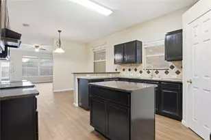 728 Dandelion Dr, Mesquite, TX 75149 - Photo 7