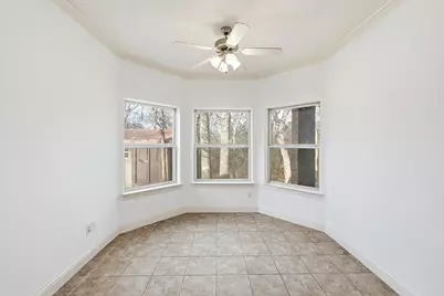 204 Trailwood Drive, Euless, TX 76039 - Photo 15