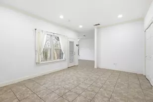 204 Trailwood Dr, Euless, TX 76039 - Photo 17