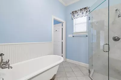 204 Trailwood Drive, Euless, TX 76039 - Photo 23