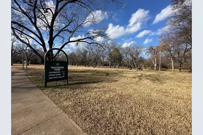 204 Trailwood Drive, Euless, TX 76039 - Photo 39