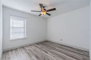 1313 Oakbluff Dr, Lancaster, TX 75146 - Photo 25