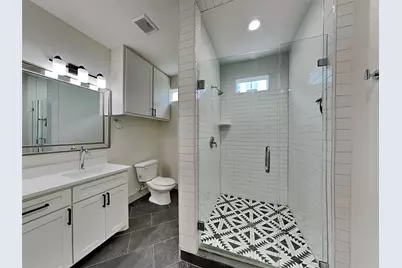 1023 N Madison Avenue, Dallas, TX 75208 - Photo 3