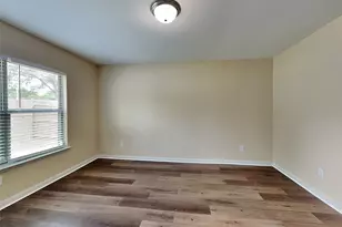 1334 Barrel Dr, Dallas, TX 75253 - Photo 1