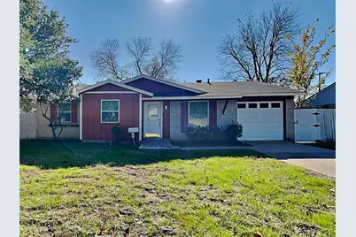 1101 Johns Drive, Euless, TX 76039 - Photo 1