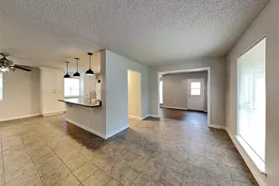 1101 Johns Dr, Euless, TX 76039 - Photo 13