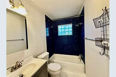 318 Windsor Drive, Pottsboro, TX 75076 - Photo 7