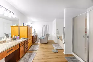 8107 Colwick Ln, Arlington, TX 76002 - Photo 11