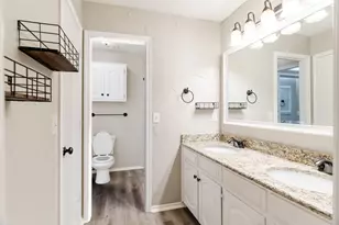 2821 Glen Forest Ln, Plano, TX 75023 - Photo 15