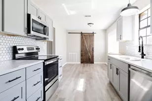 2821 Glen Forest Ln, Plano, TX 75023 - Photo 5