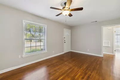 832 Bowie Street, Garland, TX 75040 - Photo 7