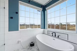 102 Van Meter Dr, Aurora, TX 76078 - Photo 21