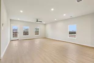 717 Vineyard Wy, Forney, TX 75126 - Photo 5