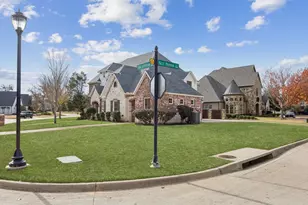 1411 Long and Winding Rd, Mansfield, TX 76063 - Photo 3