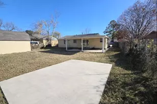 705 Glynn Oaks Dr, Arlington, TX 76010 - Photo 11