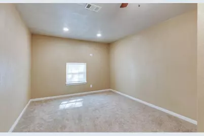 705 Glynn Oaks Drive, Arlington, TX 76010 - Photo 7