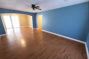 705 Glynn Oaks Dr, Arlington, TX 76010 - Photo 3