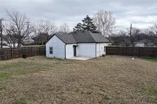202 S Trappier St, Alvord, TX 76225 - Photo 33