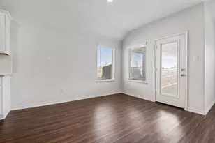 3616 Sabine Dr, Little Elm, TX 75068 - Photo 9