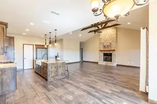 855 Co Rd 621, Tuscola, TX 79562 - Photo 9