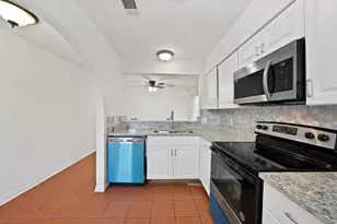 1402 S Carrier Pkwy, Grand Prairie, TX 75051 - Photo 17