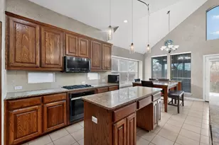 2260 Bald Eagle Way, Grand Prairie, TX 75052 - Photo 13