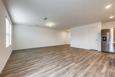 858 Breakwater Drive, Princeton, TX 75407 - Photo 9