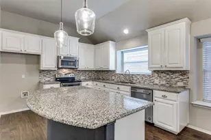 11824 Bellegrove Rd, Burleson, TX 76028 - Photo 7