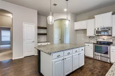 11824 Bellegrove Road, Burleson, TX 76028 - Photo 9