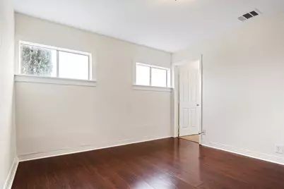 2611 W Amherst Avenue, Dallas, TX 75235 - Photo 25