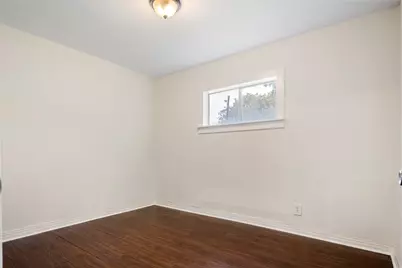 2611 W Amherst Avenue, Dallas, TX 75235 - Photo 33