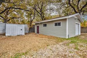 2611 W Amherst Ave, Dallas, TX 75235 - Photo 5