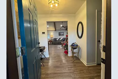 817 S Bell Street, Hamilton, TX 76531 - Photo 3