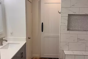 2106 Rainbow Dr, Arlington, TX 76011 - Photo 9