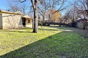 141 NW Jayellen Ave, Burleson, TX 76028 - Photo 27