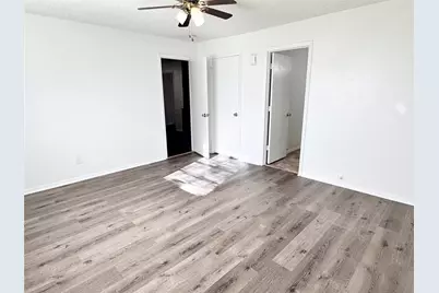 141 NW Jayellen Avenue, Burleson, TX 76028 - Photo 21