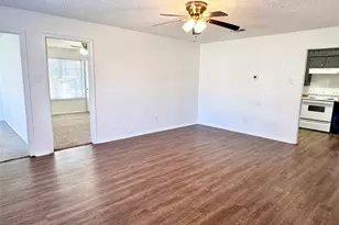 141 NW Jayellen Ave, Burleson, TX 76028 - Photo 3