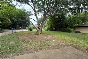 1306 Holt Ave, DeSoto, TX 75115 - Photo 19