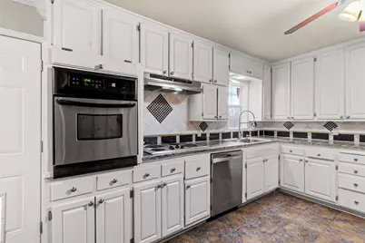 801 N 37th Street, Corsicana, TX 75110 - Photo 5