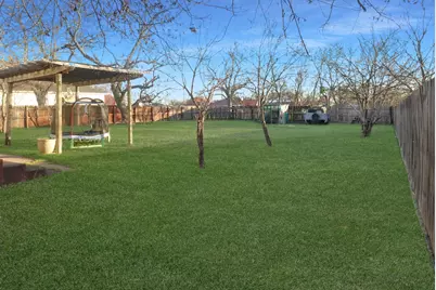 125 W Mesquite, Dublin, TX 76446 - Photo 5