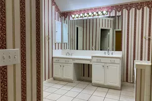 1313 Limestone Creek Dr, Keller, TX 76248 - Photo 13