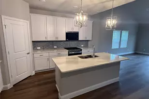 6632 Vly Lk Ln, Crowley, TX 76036 - Photo 5